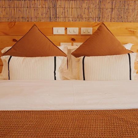 Molly Resort Bohol Taporok Exteriör bild